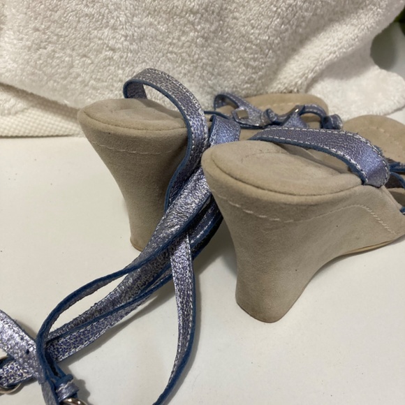 Blue wedge strap sandals - Picture 3 of 3